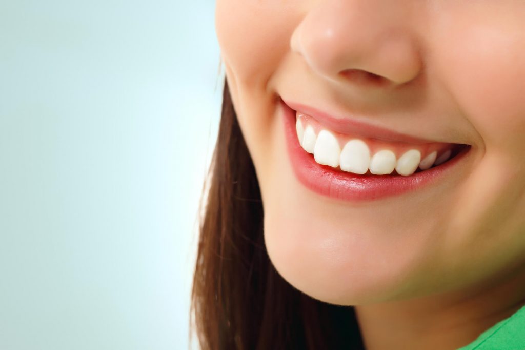 where can i find a cosmetic dentist in simpsonville sc?